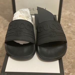 Gucci slides size 7